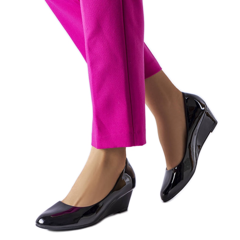 Patentierte Keilpumps von Casgra schwarz