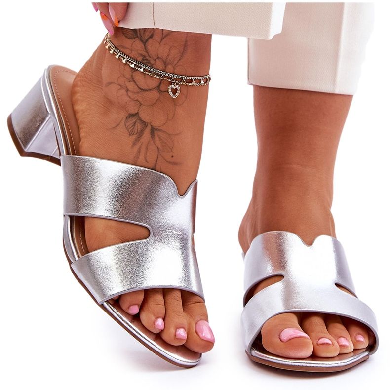 Klassische silberne Miley-Lederpantoffeln mit niedrigem Absatz silber-