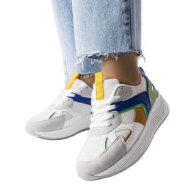 Weiße Sneakers aus Materialmix von Riel