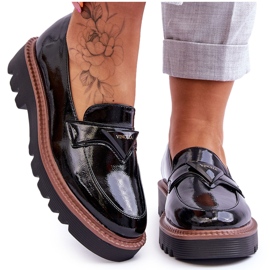 Vinceza Lackierte Damen-Plateau-Loafer mit Verzierung Schwarz Jonett