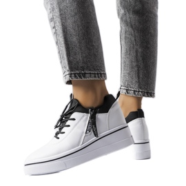 Weiße Sneakers mit niedrigem Keilabsatz von Mathieu