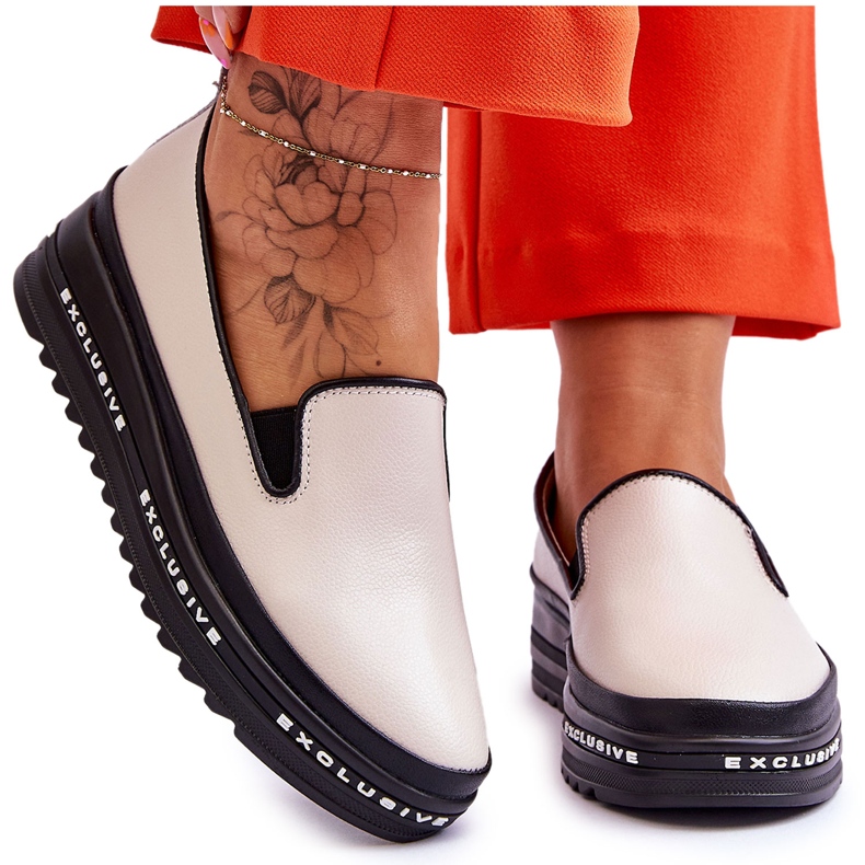 S.Barski Madeline Slip-On-Sneakers aus beigefarbenem Leder mit Plateausohle