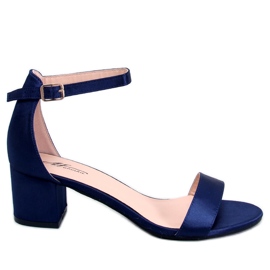 Sandalen mit niedrigem Absatz von Clarence Blue blau