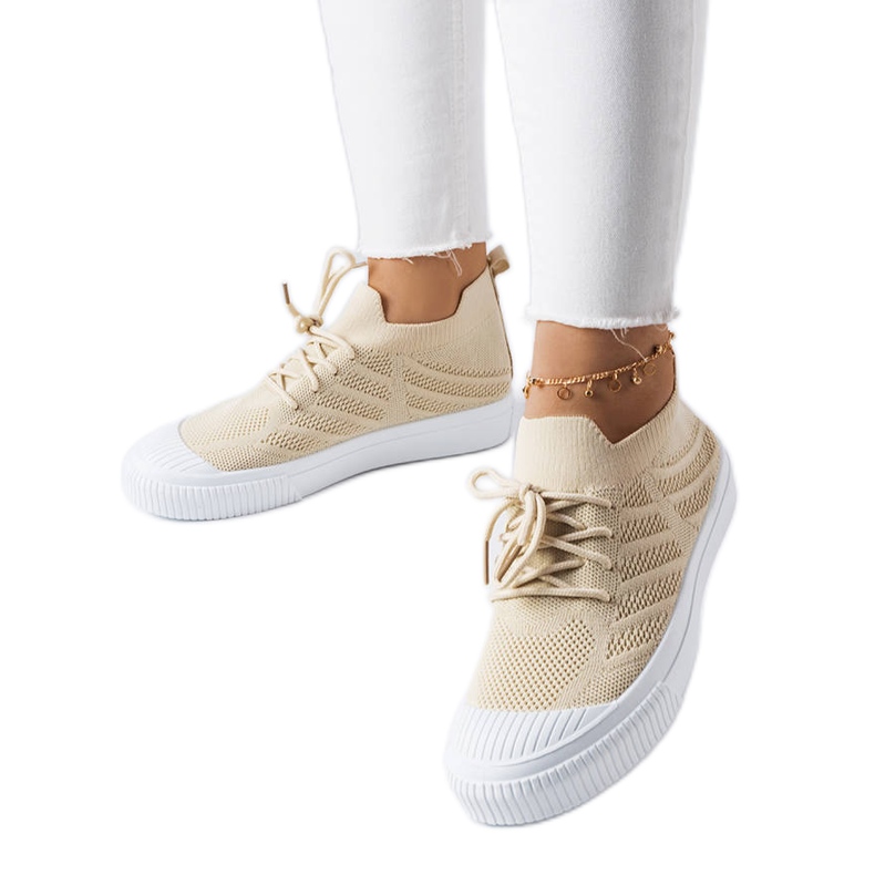 Beige Turnschuhe aus elastischem Stoff von Polaire