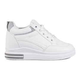 Weiße Sneaker mit verstecktem Keilabsatz von Shelovet