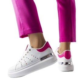 Weiße Sneakers mit farbiger Chalut-Perforation