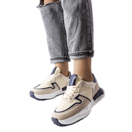 Beige Sportschuhe von Lothair