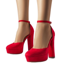 Pumps mit hohen Absätzen in Sacré-Rot