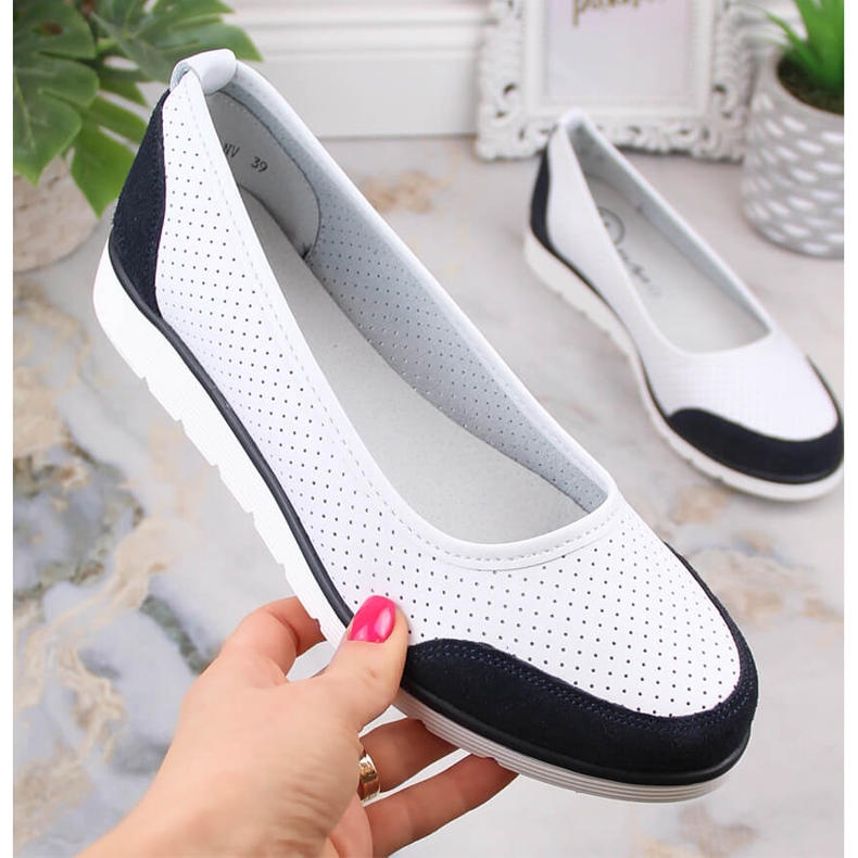 Durchbrochene weiße Lederballerinas für Damen Filippo DP4524