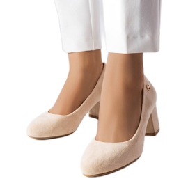 Beigefarbene, elegante Pumps von Picard