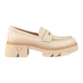 Beigefarbene klassische Plateau-Loafer von Shelovet