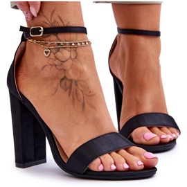 Satin High Heel Sandaletten Schwarz Linsy