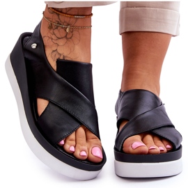 Lemar Keilsandalen aus schwarzem Morgan-Leder