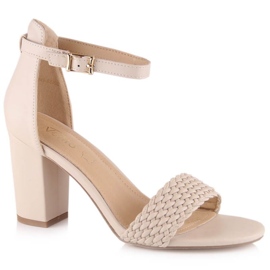 Sandalen auf dem Pfosten eVento W 5945 beige