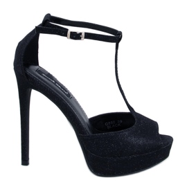 BM Mardy Schwarze Plateaupumps mit offener Spitze