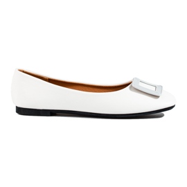 Weiße Ballerinas für Damen mit Shelovet-Dekoration