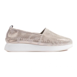 Durchbrochene Schuhe aus goldfarbenem Leder von Shelovet golden