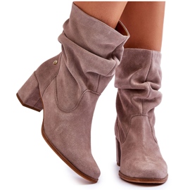 Maciejka Suede Slip-On Boots 06005-10 Dunkelbeige