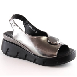 Damenledersandalen mit Keilabsatz und Metallic-Plattform Filippo DS4457 grau