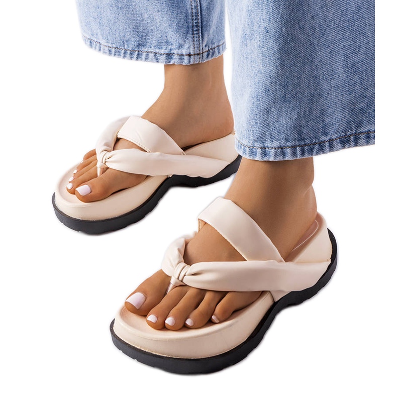 PA1 Beigefarbene Pantoletten mit Plateau von Lachapelle