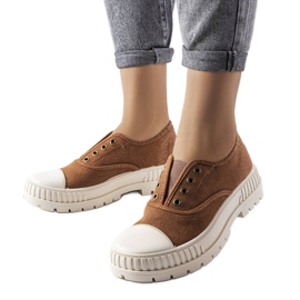 Braune Turnschuhe von Walton