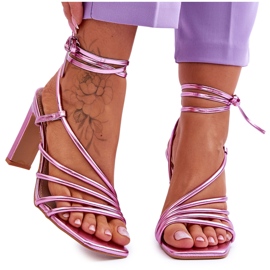 Modische gebundene rosa Tessoro High Heel Sandalen