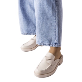 Pantoletten mit geschlossener Zehenpartie in Beige von Berkshire