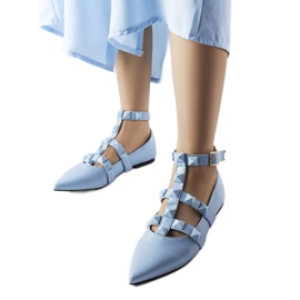 Blaue Ballerinas mit spektakulärem Blur-Verschluss