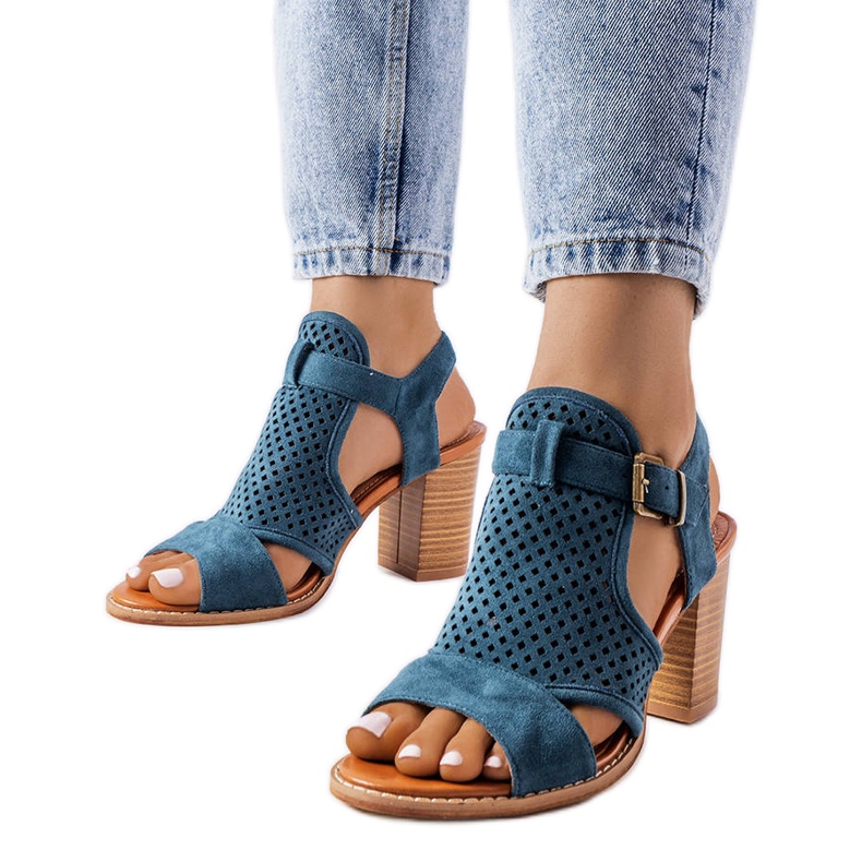 Evento Durchbrochene Sandalen von Courtois blau