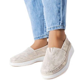 Noruega goldene durchbrochene Schuhe