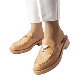 Braune Pantoletten mit integrierter Spitze von Berkshire