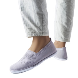 Graue Slip-On-Sneaker von Mazuret