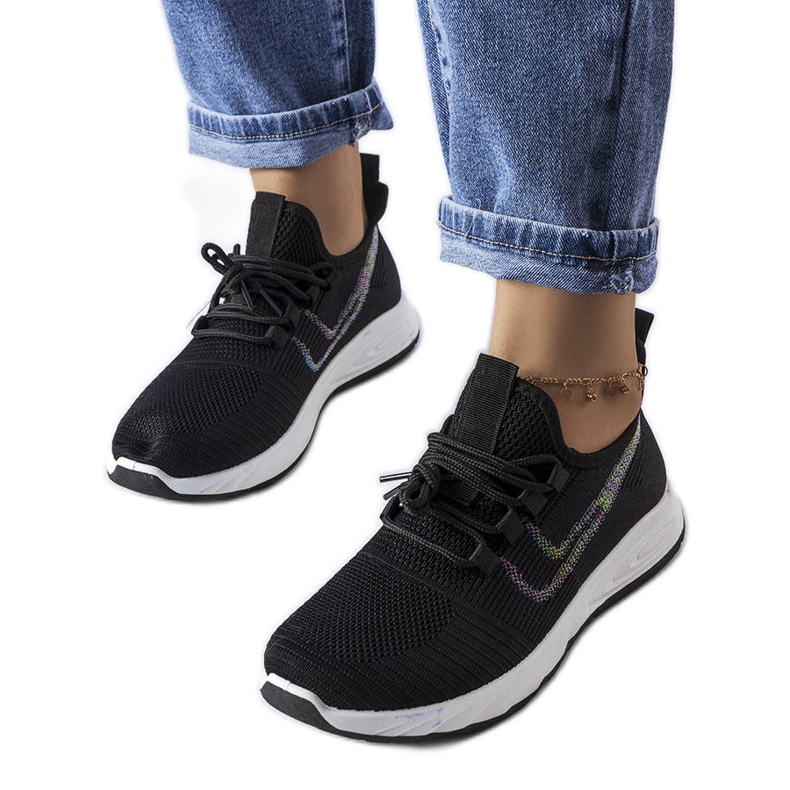 Schwarze Textil-Sneaker von McKeylor