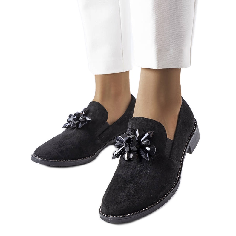 Schwarze Schuhe mit Kristallen von Jarvisville