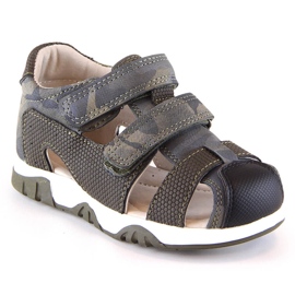 Sommersandalen mit Klettverschluss für Jungen Camo Khaki News 5909 grün