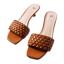 Braune Sandalen mit niedrigem Absatz von Burbank