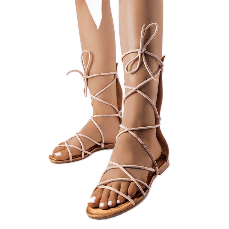 Beigefarbene High-Tie-Sandalen von Heliport