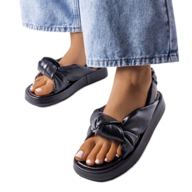 Schwarze Keilsandaletten von Clarice