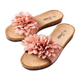Rosa Hausschuhe mit Farland-Blumen verziert