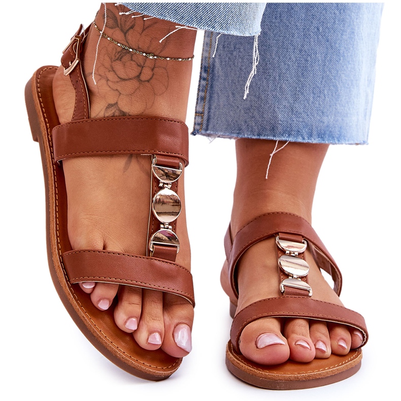 Flache Damen-Sandalen mit Zierriemen in Braunbeere