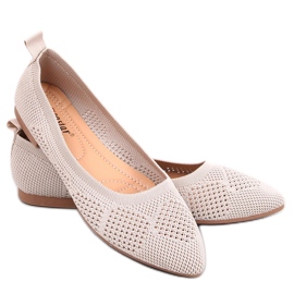 BM Durchbrochene Ballerinas Forlani Beige