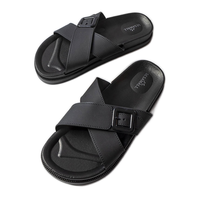 Schwarze Gummi-Sandalen mit Schnalle von Pauline
