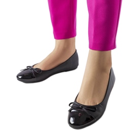 Schwarze Lack-Ballerinas von Despins