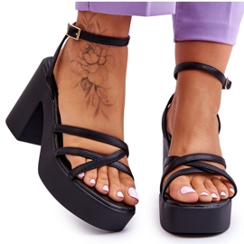 FS1 Modische schwarze Shemira-Sandalen mit Riemen