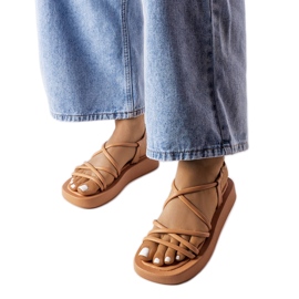 Braune Plateausandalen von Brunelle