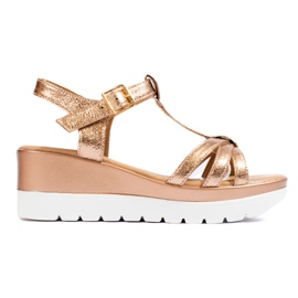 Goldene Keilsandalen von Shelovet für Damen