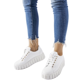 Sport-Turnschuhe weiß