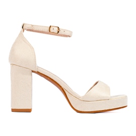 W. Potocki Beige Damensandalen am Potocki-Pfosten