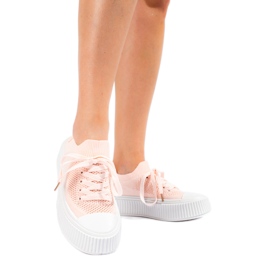 Rosa durchbrochene Sneakers auf der Shelovet-Plattform