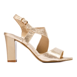 Shelovet Sandalen mit goldenem Absatz